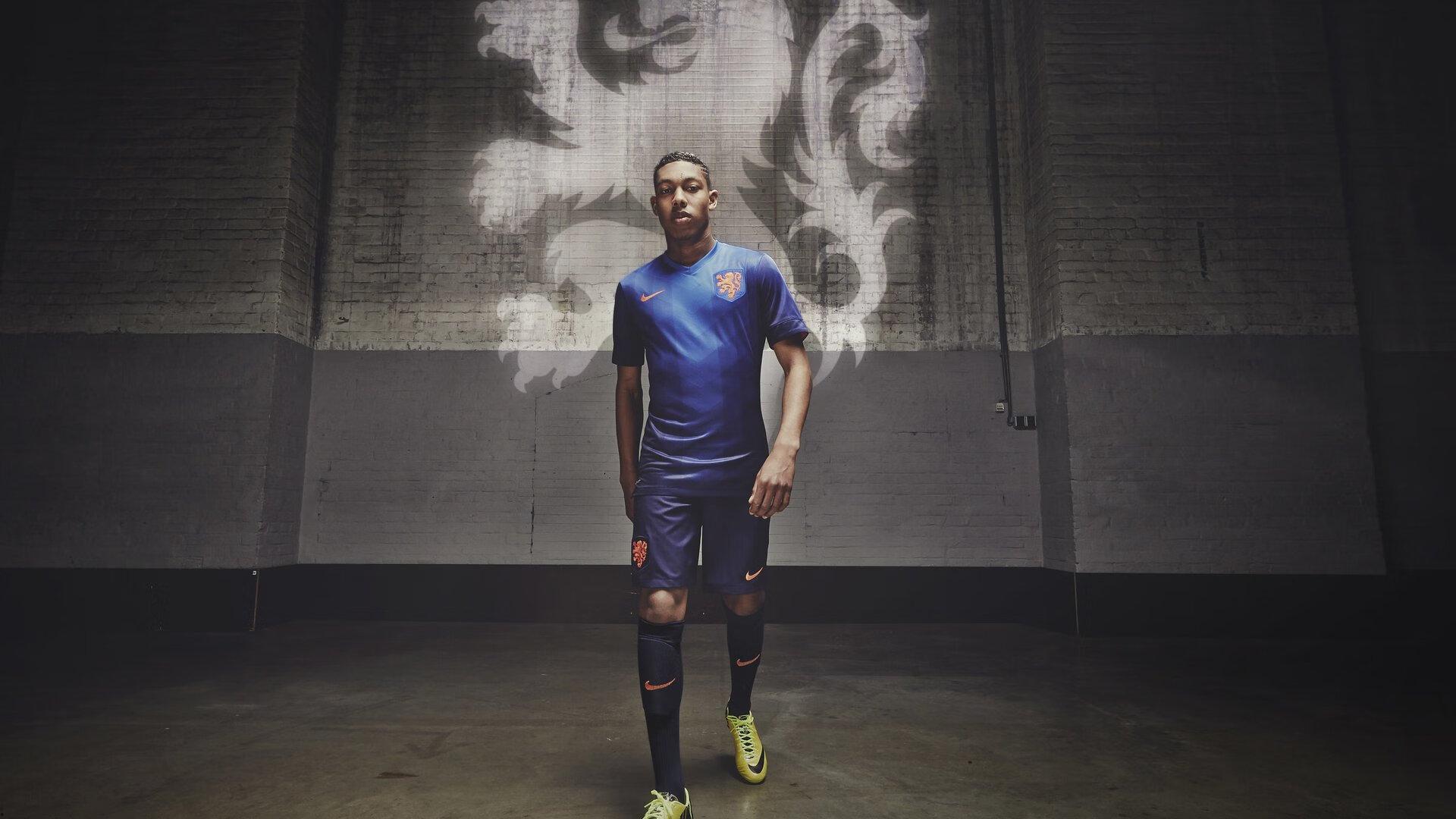 佩蒂特,不确定德拉普能否应付蓝军9号魔咒,那个位置压力很大